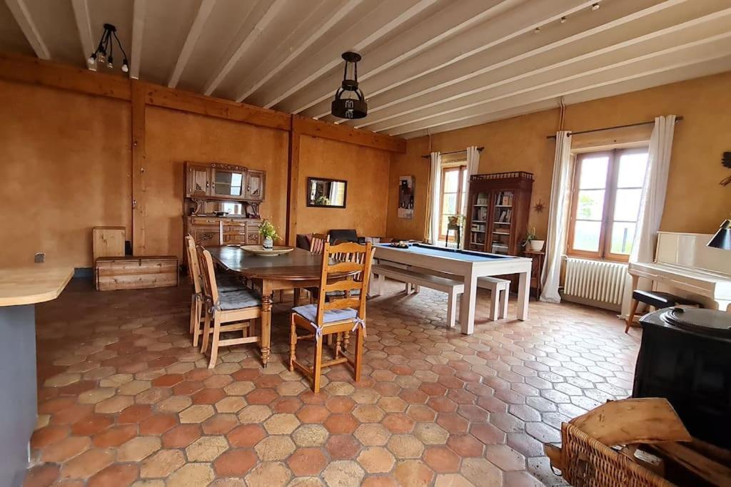 La Grange Du Bois Acomodação com café da manhã Solutré-Pouilly Exterior foto